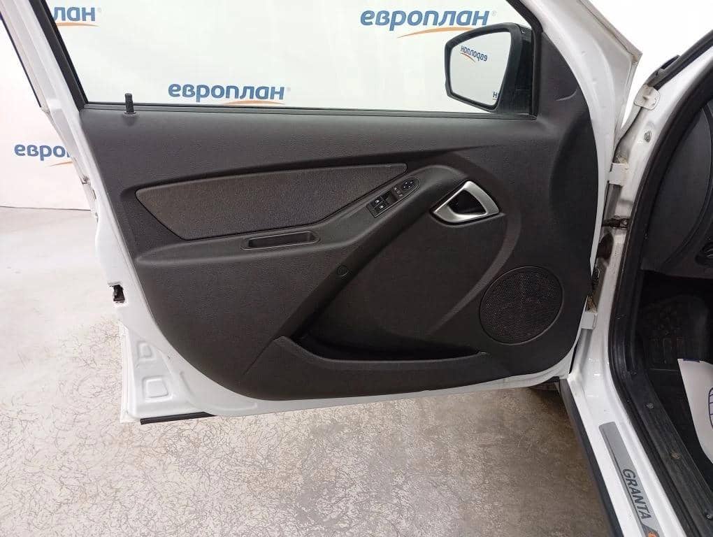 Lada Granta Кросс,  53 361 км, 2024 года в лизинг