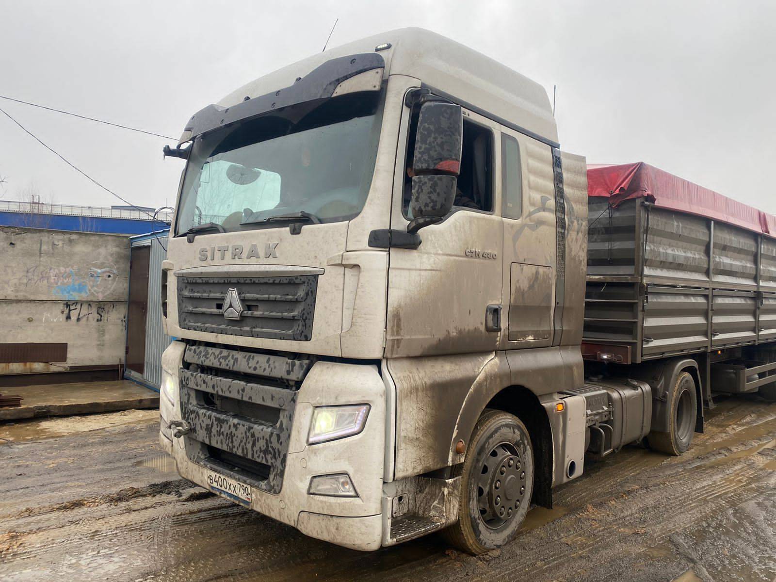Sitrak ZZ4186V391HE