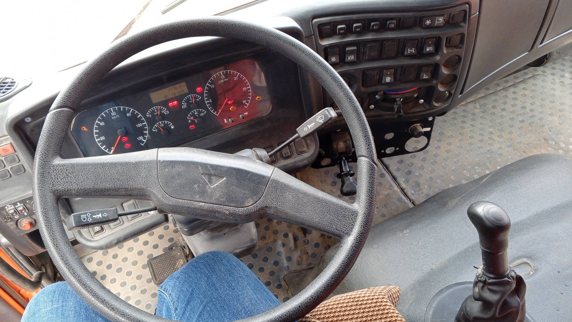 КАМАЗ 6540-48(A4),  14 796 км, 2023 года в лизинг