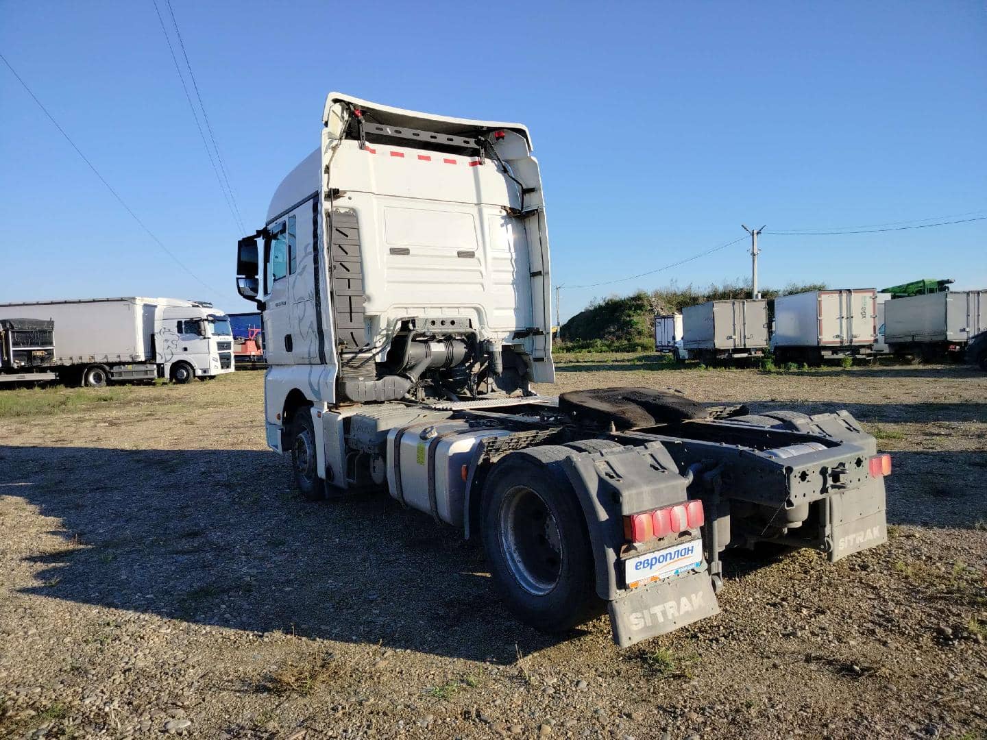 Sitrak C7H 4x2 ZZ4186V361HE,  500 000 км, 2022 года в лизинг