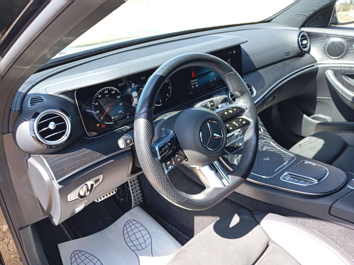 Mercedes-Benz E седан,  49 346 км, 2021 года в лизинг