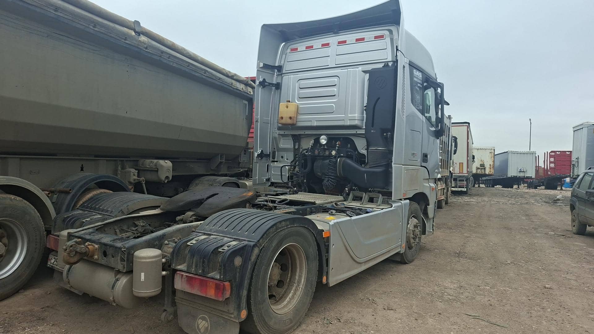 Foton AUMAN EST R 1846 AMT,  136 900 км, 2023 года
