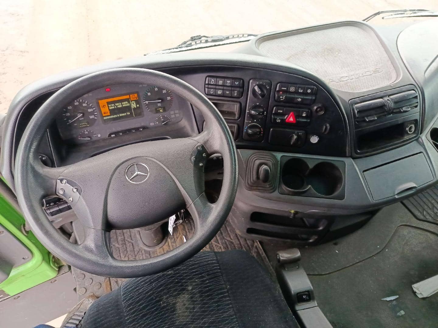 Mercedes-Benz Actros 3 1844 LS 4x2 (L),  1 200 000 км, 2017 года в лизинг
