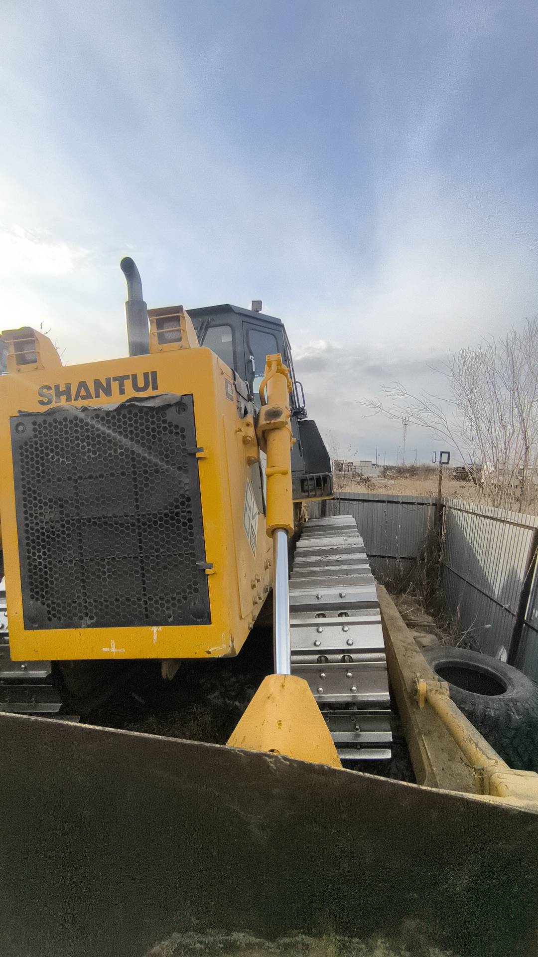 Shantui SD22,  1 000 км, 2024 года в лизинг