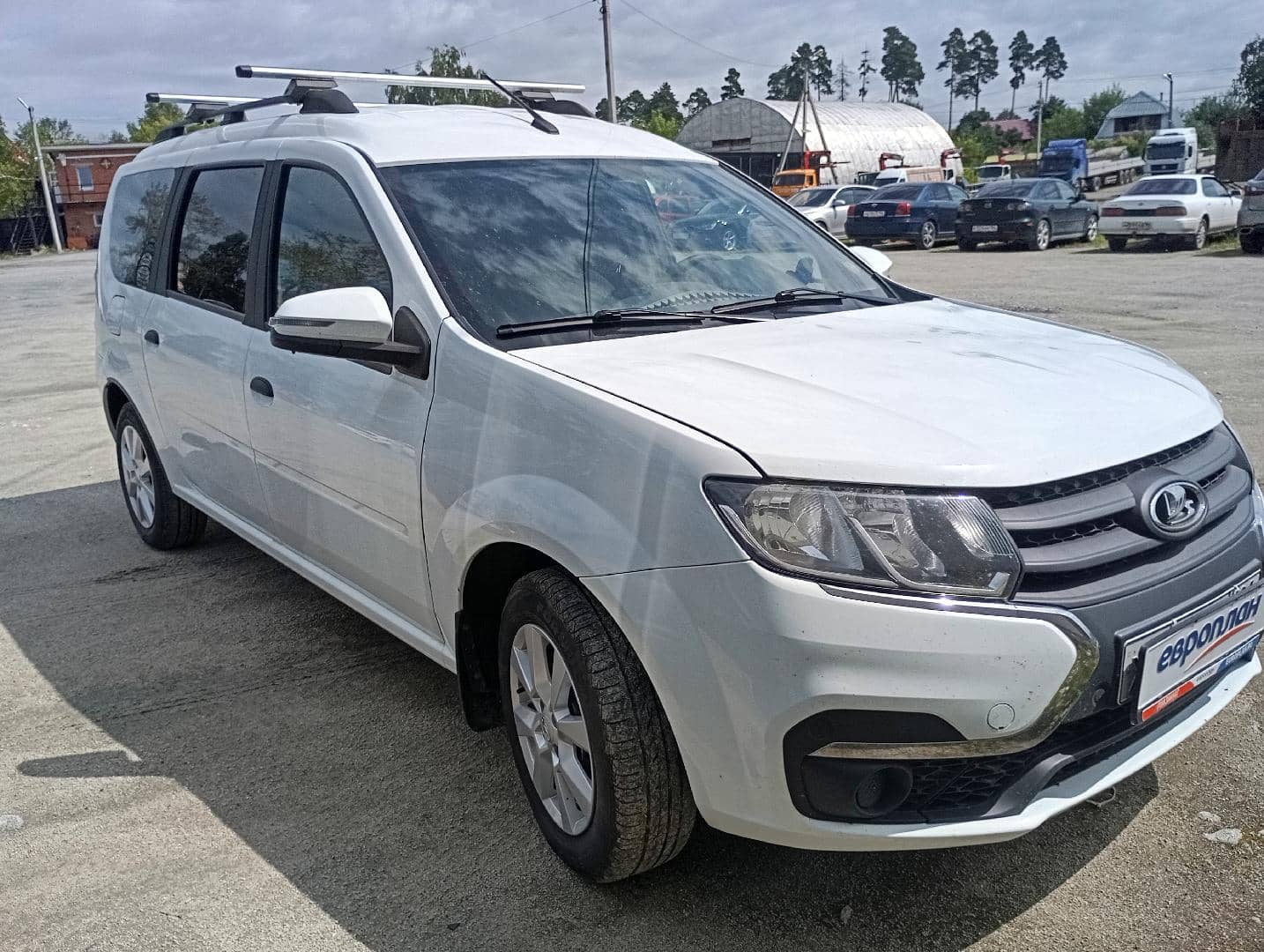Lada Largus универсал,  56 918 км, 2024 года в лизинг