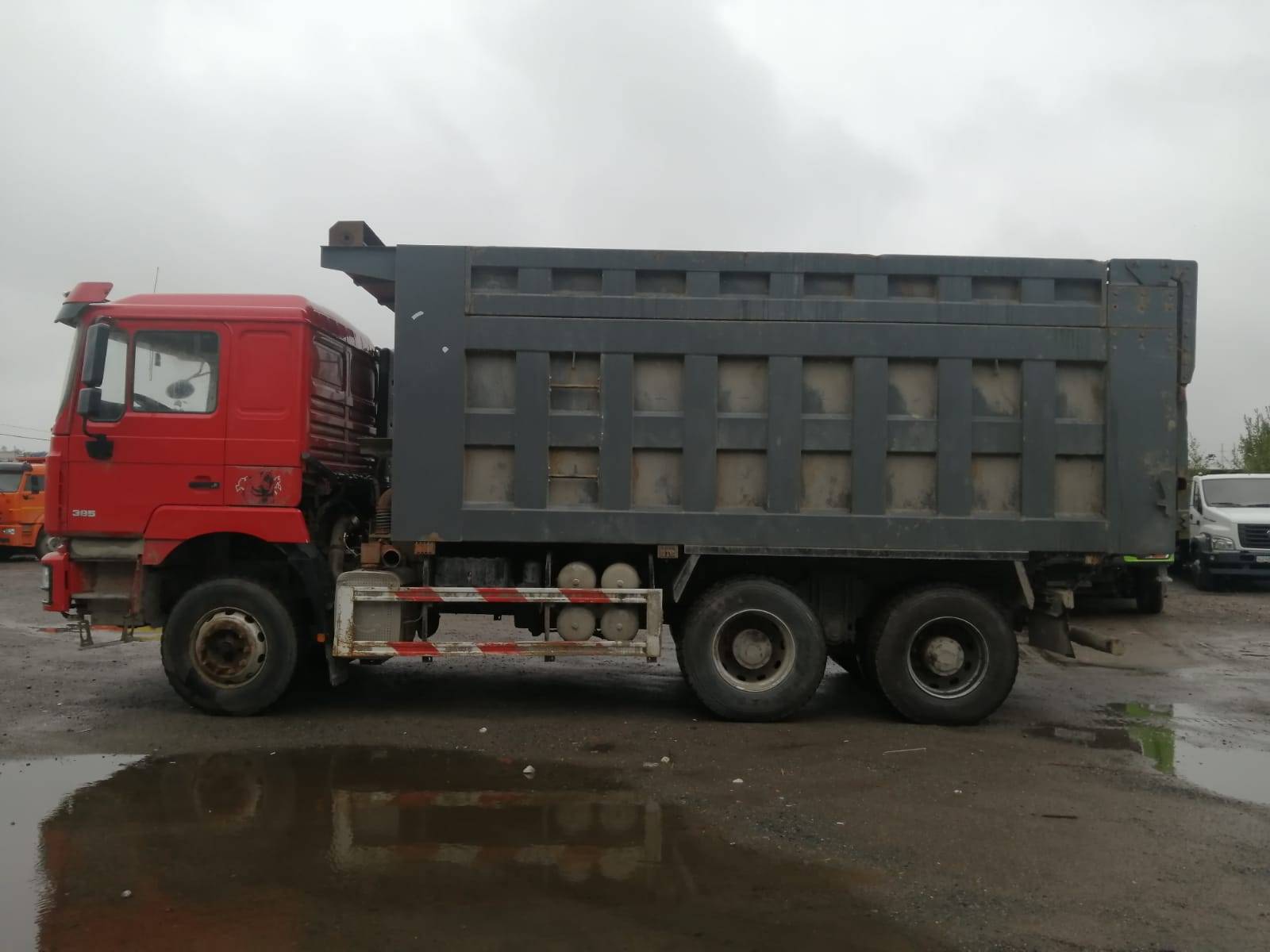 Shacman SX3258DT384C Лот 000000360