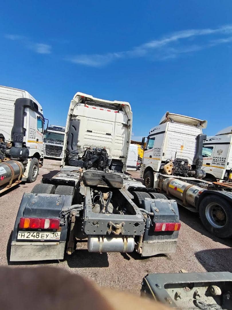 Sitrak C7H MAX 4x2 ZZ4186V361HE,  329 939 км, 2023 года в лизинг