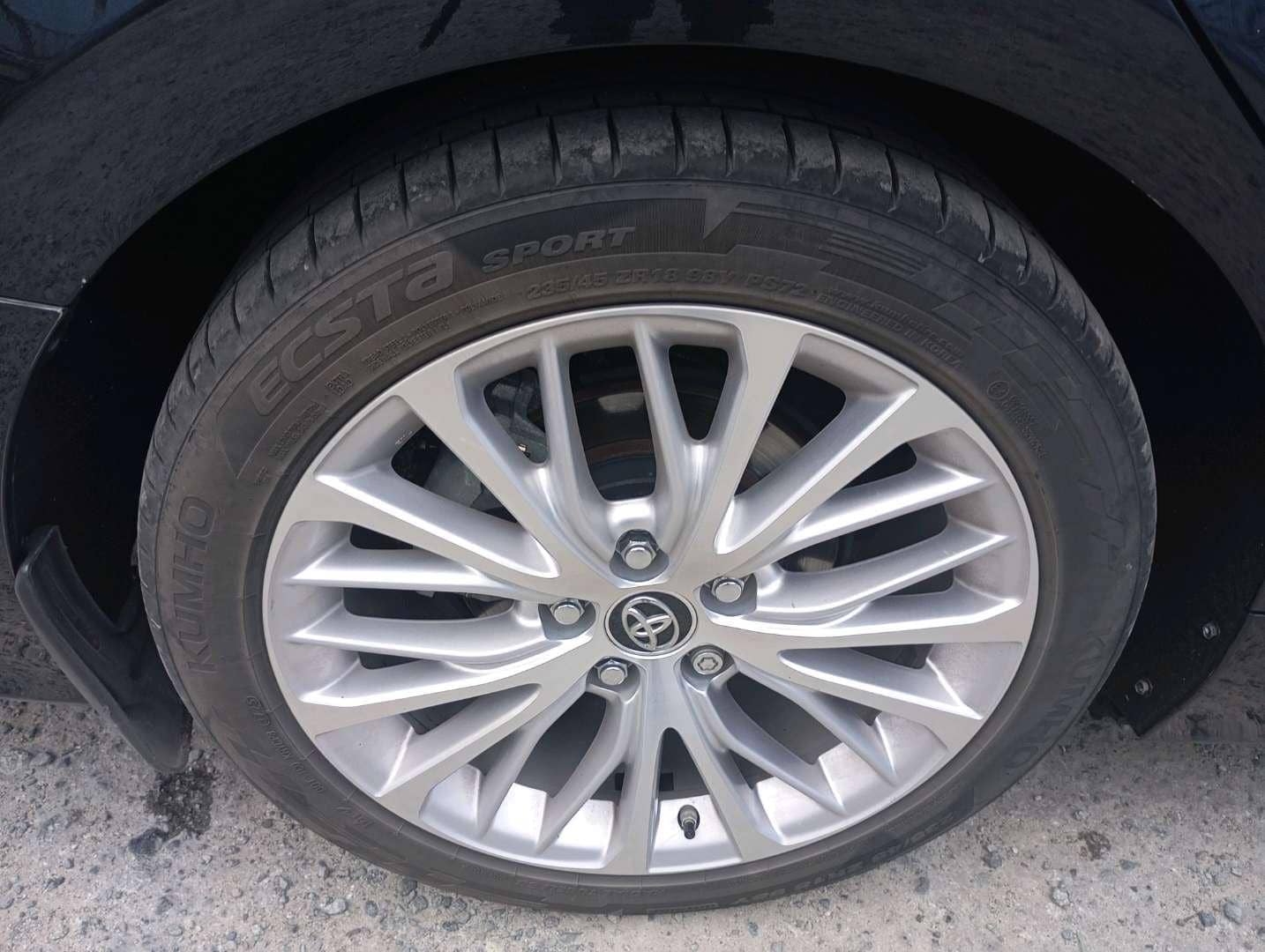 Toyota Camry,  25 697 км, 2022 года в лизинг