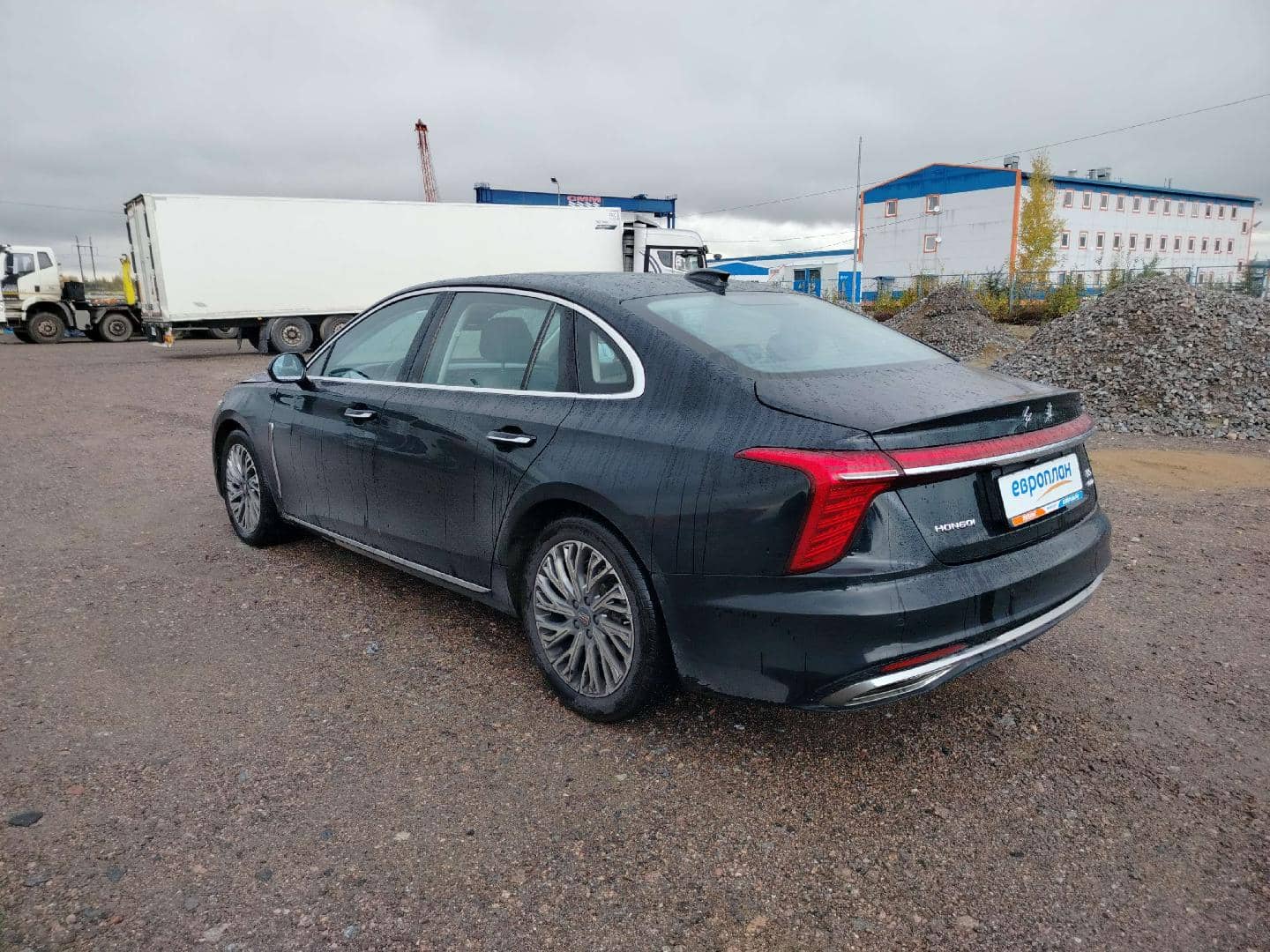 Hongqi H5,  234 352 км, 2024 года в лизинг