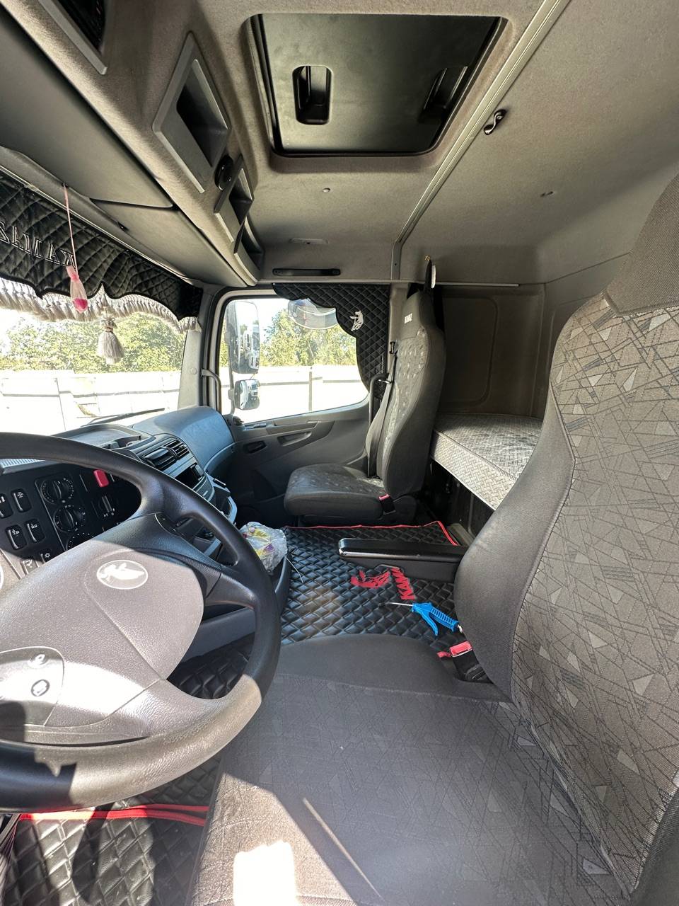 КАМАЗ 65208-87(S5),  382 466 км, 2021 года в лизинг