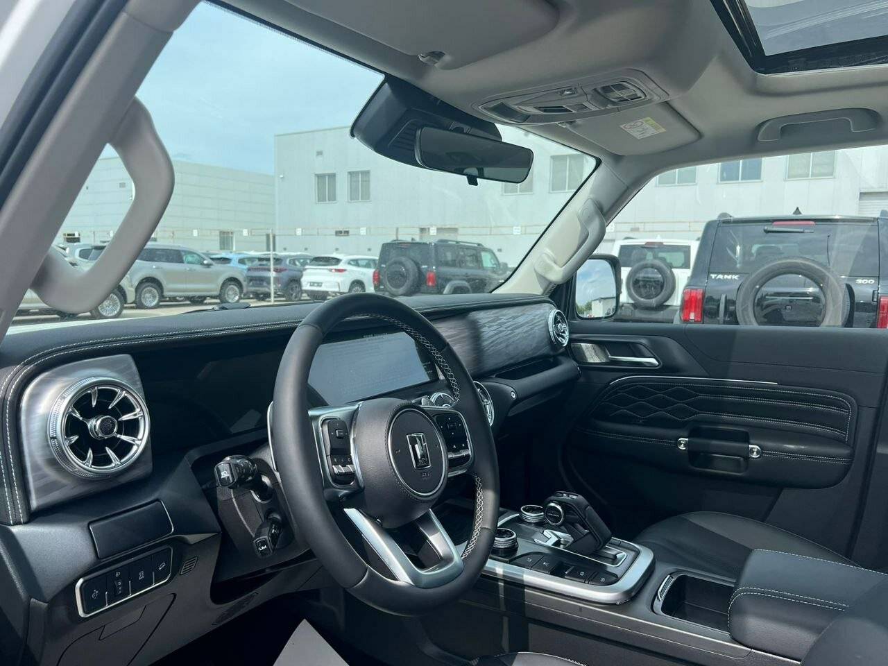 Tank 300 City Premium 2.0 8AT 4WD