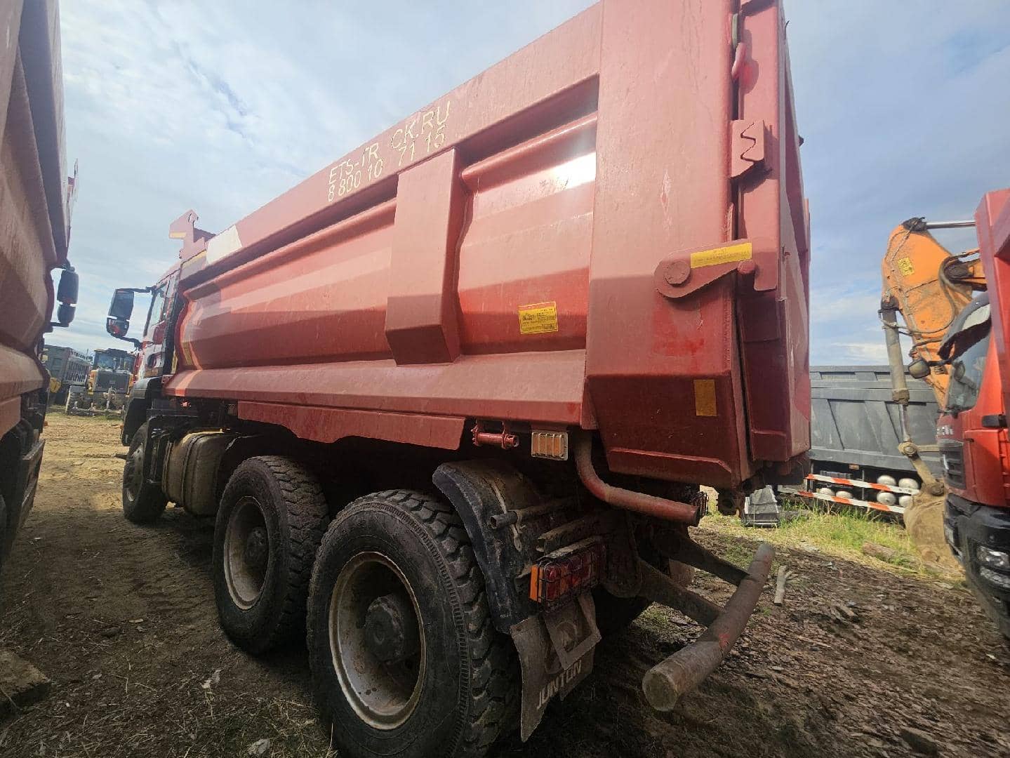 Sitrak ZZ3406V455ME,  96 493 км, 2024 года в лизинг