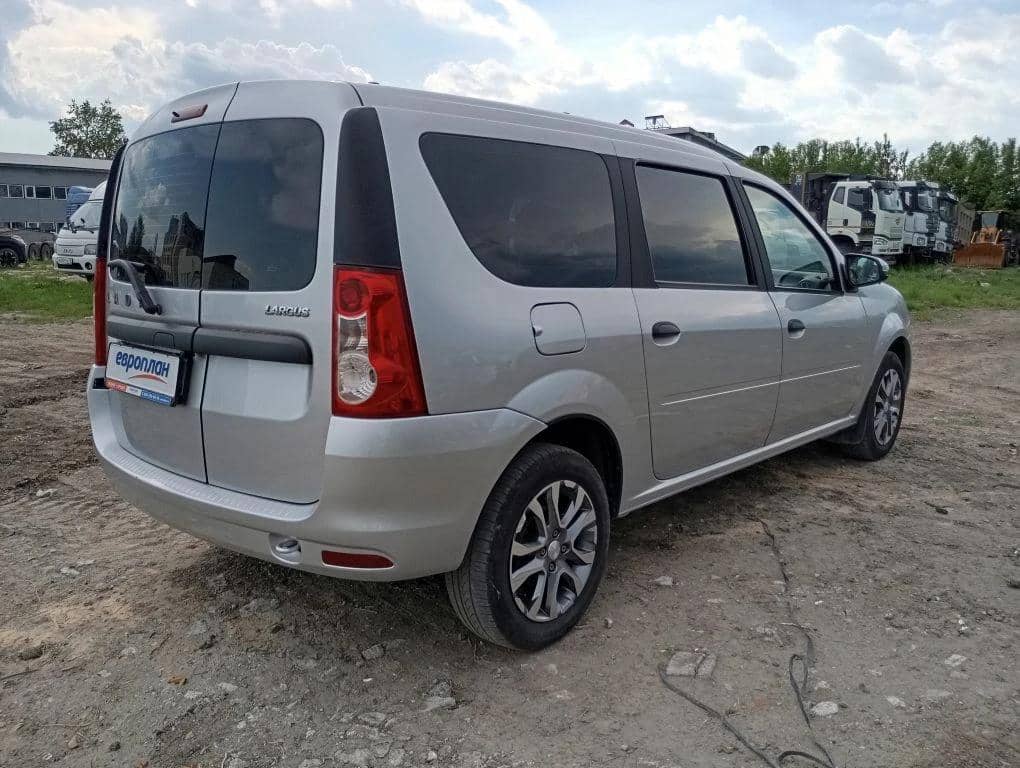 Lada Largus универсал,  101 230 км, 2024 года в лизинг