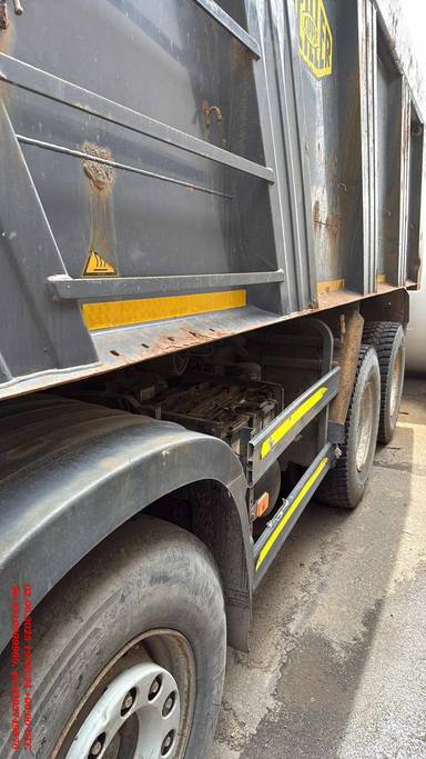 Renault К 440 8X4 (Day cab)