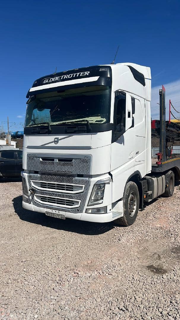 Volvo FH 460 4x2 (FH Globetrotter),  1 244 540 км, 2017 года