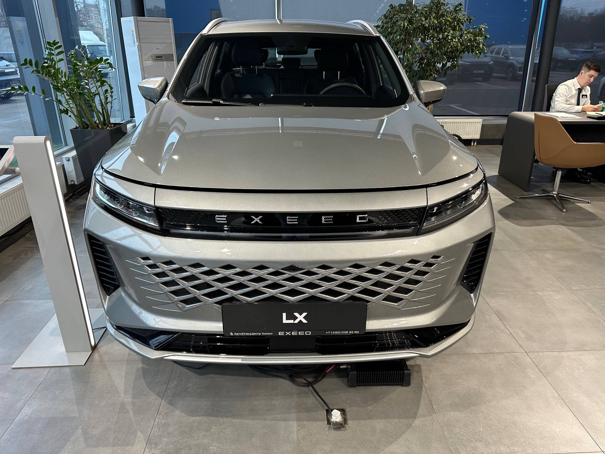 EXEED LX Premium 1.6T 7DCT 4WD