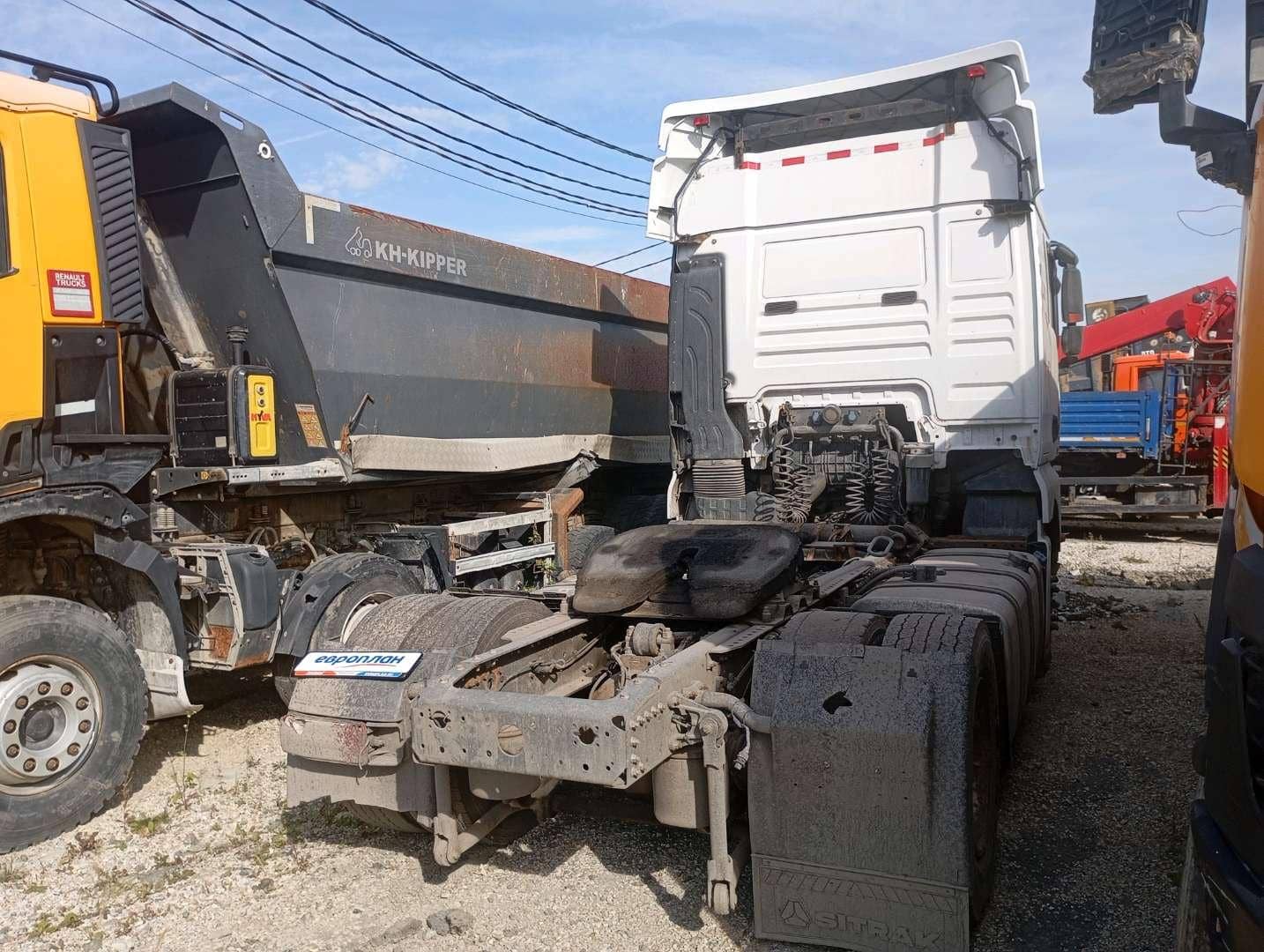 Sitrak ZZ4186V391HE,  484 002 км, 2023 года в лизинг