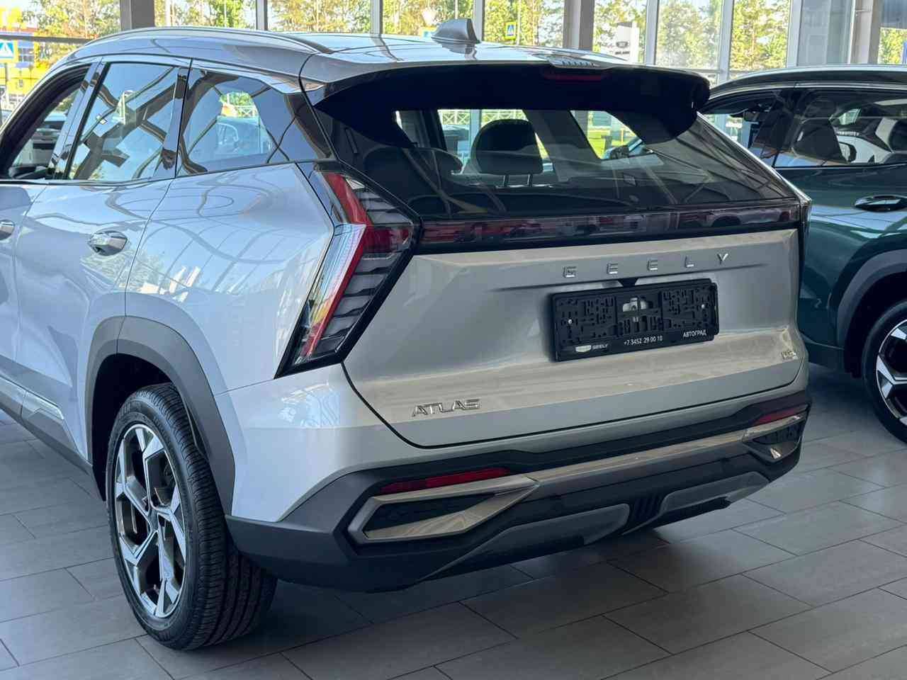 Geely Atlas Flagship 2.0T 8AT 4WD