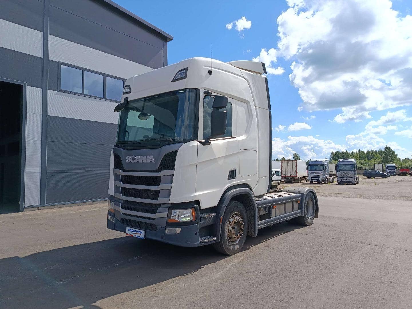 SCANIA R 440 A4x2NA (Highline)