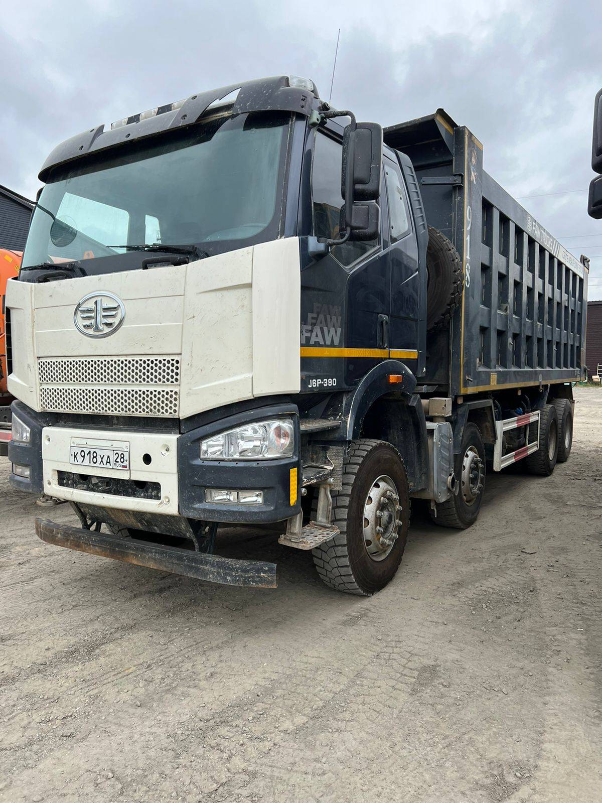 FAW CA3310P66K24T4E5 8х4 Лот 000000398