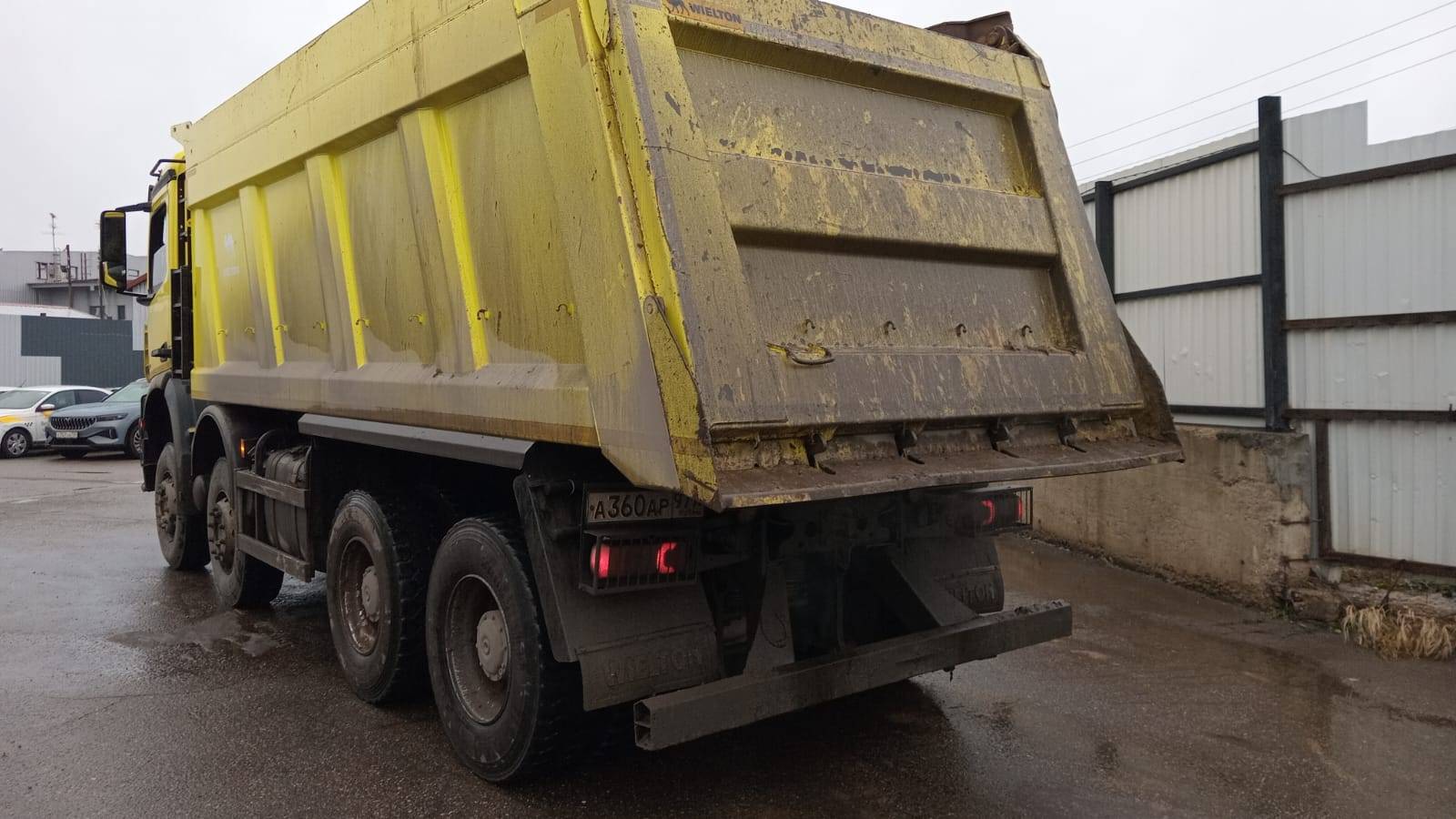 Mercedes-Benz Arocs 4142 K  Лот 000007855