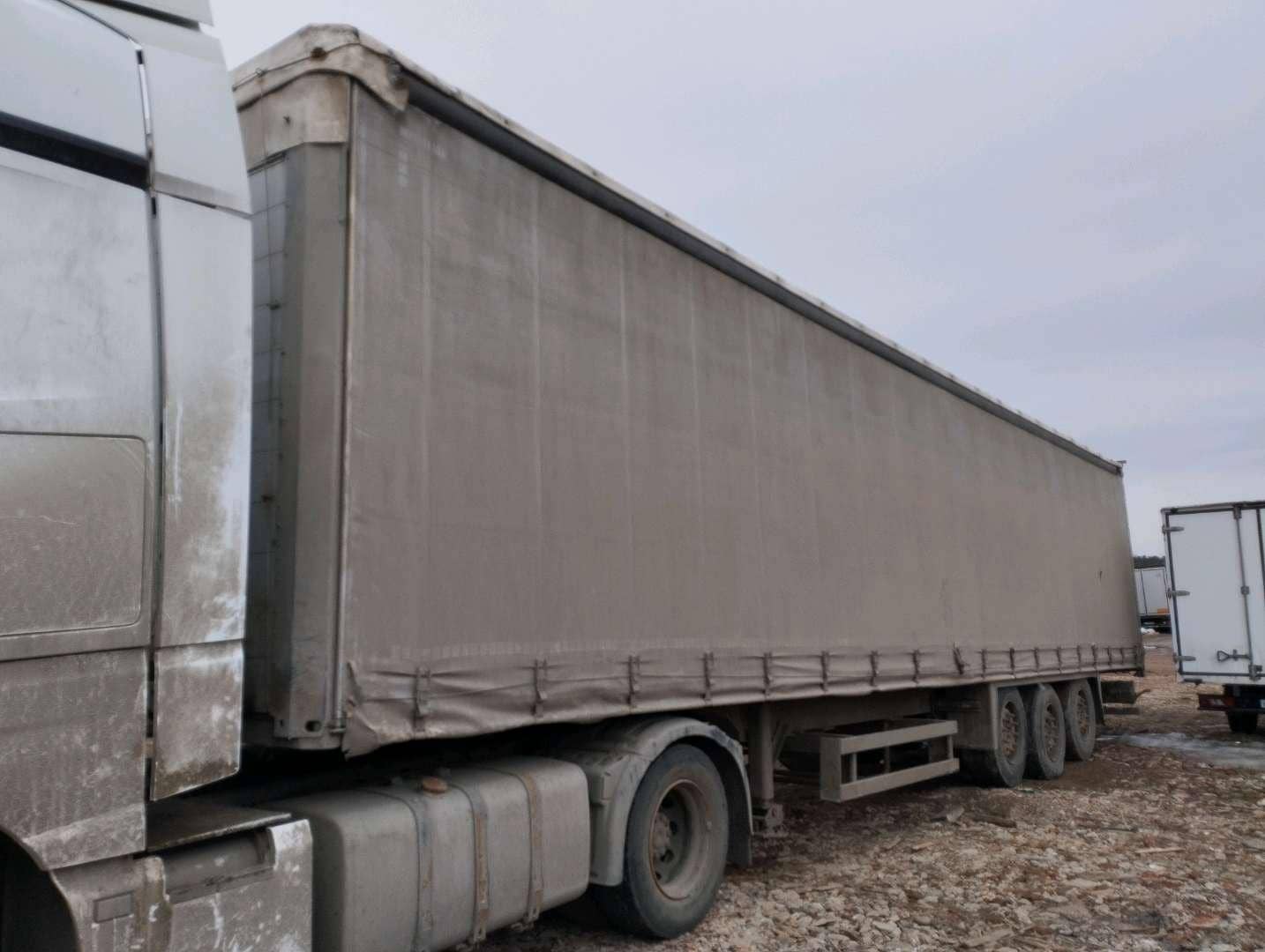 SCHMITZ Шторно-бортовой 9084,  500 000 км, 2017 года в лизинг