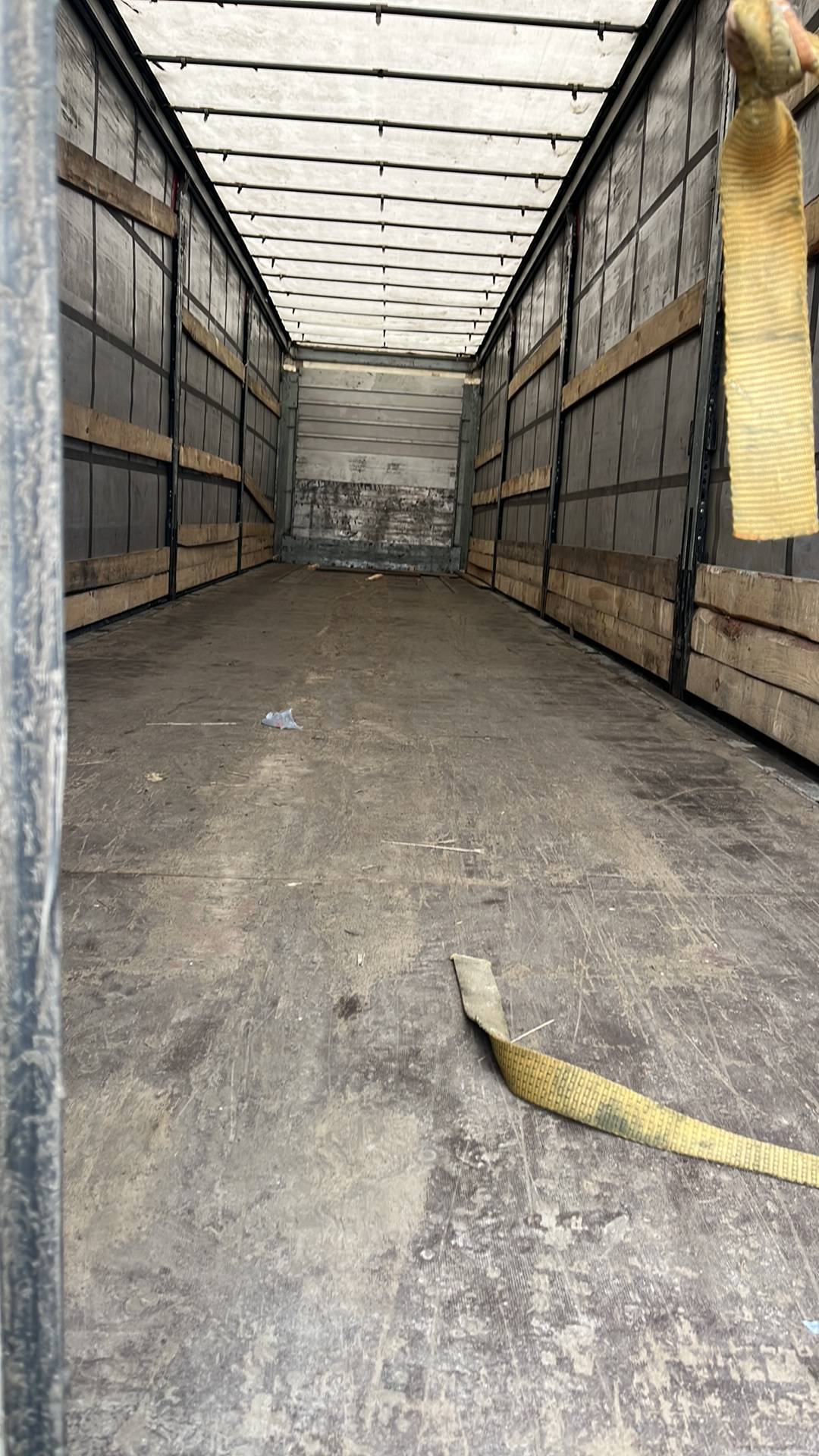 SCHMITZ Шторный 9084, 2021 года