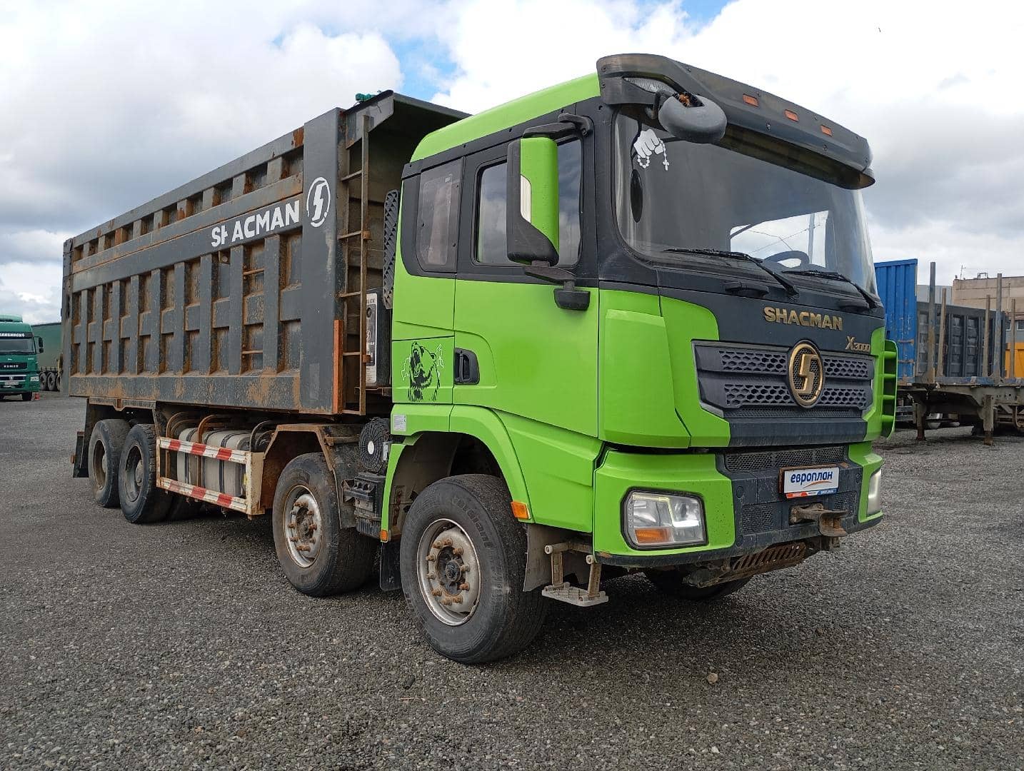 Shacman SX33186V366,  277 693 км, 2022 года в лизинг