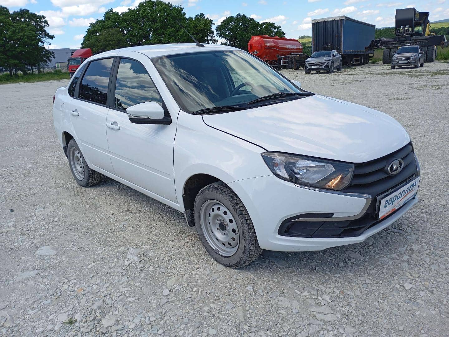 Lada Granta седан,  33 088 км, 2024 года в лизинг