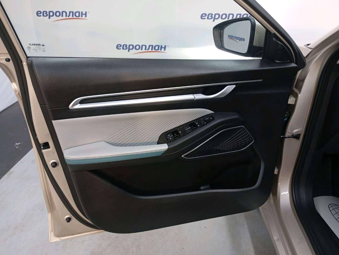 Geely Emgrand,  124 336 км, 2023 года в лизинг