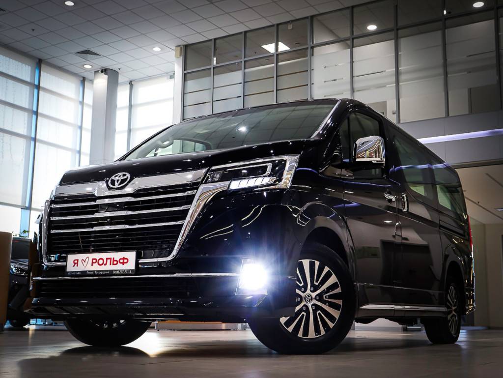 Toyota Granvia Premium 3.5 AT