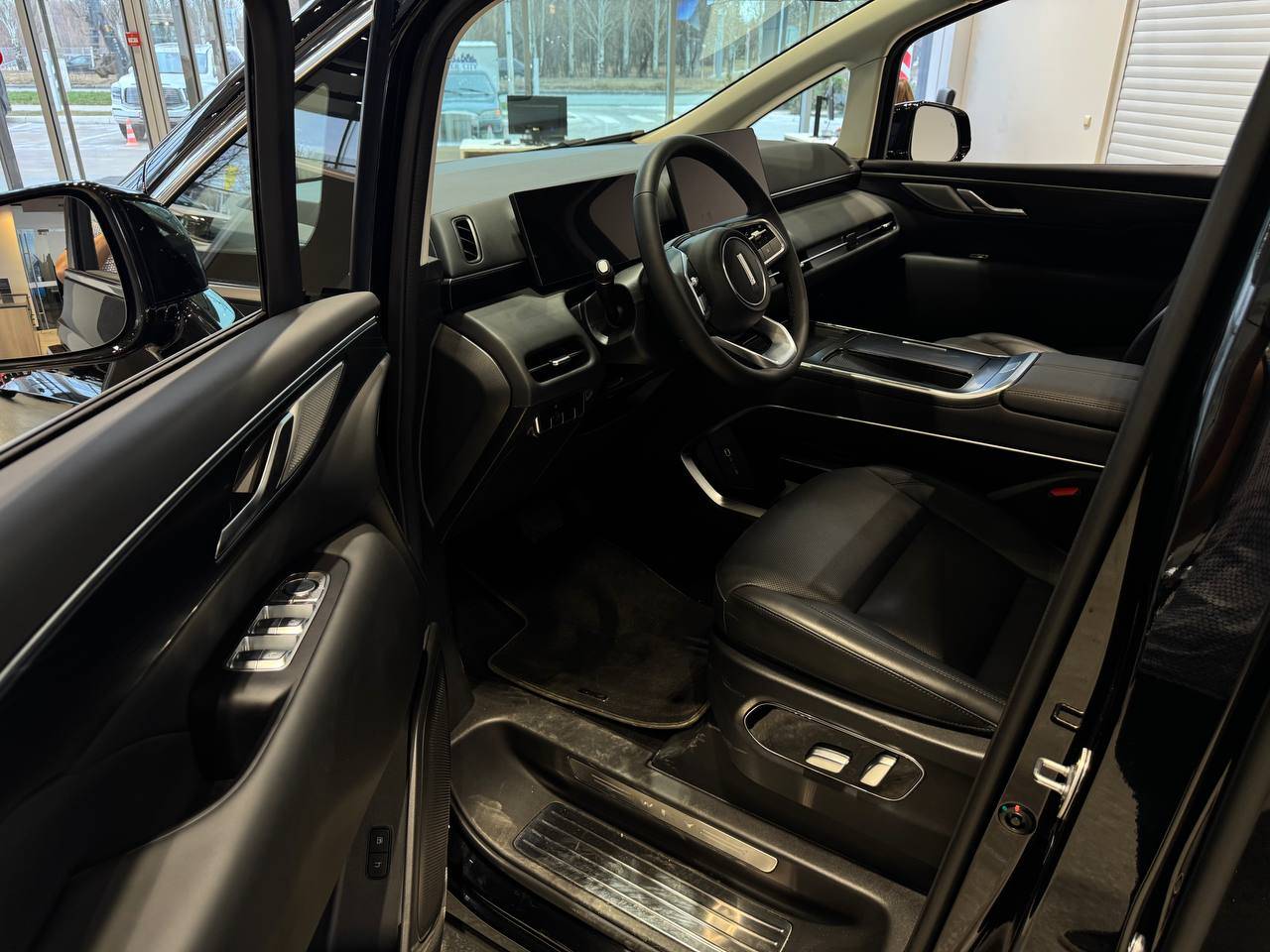 Wey 80 PHEV 1.5 T DHT 4WD Business Lounge