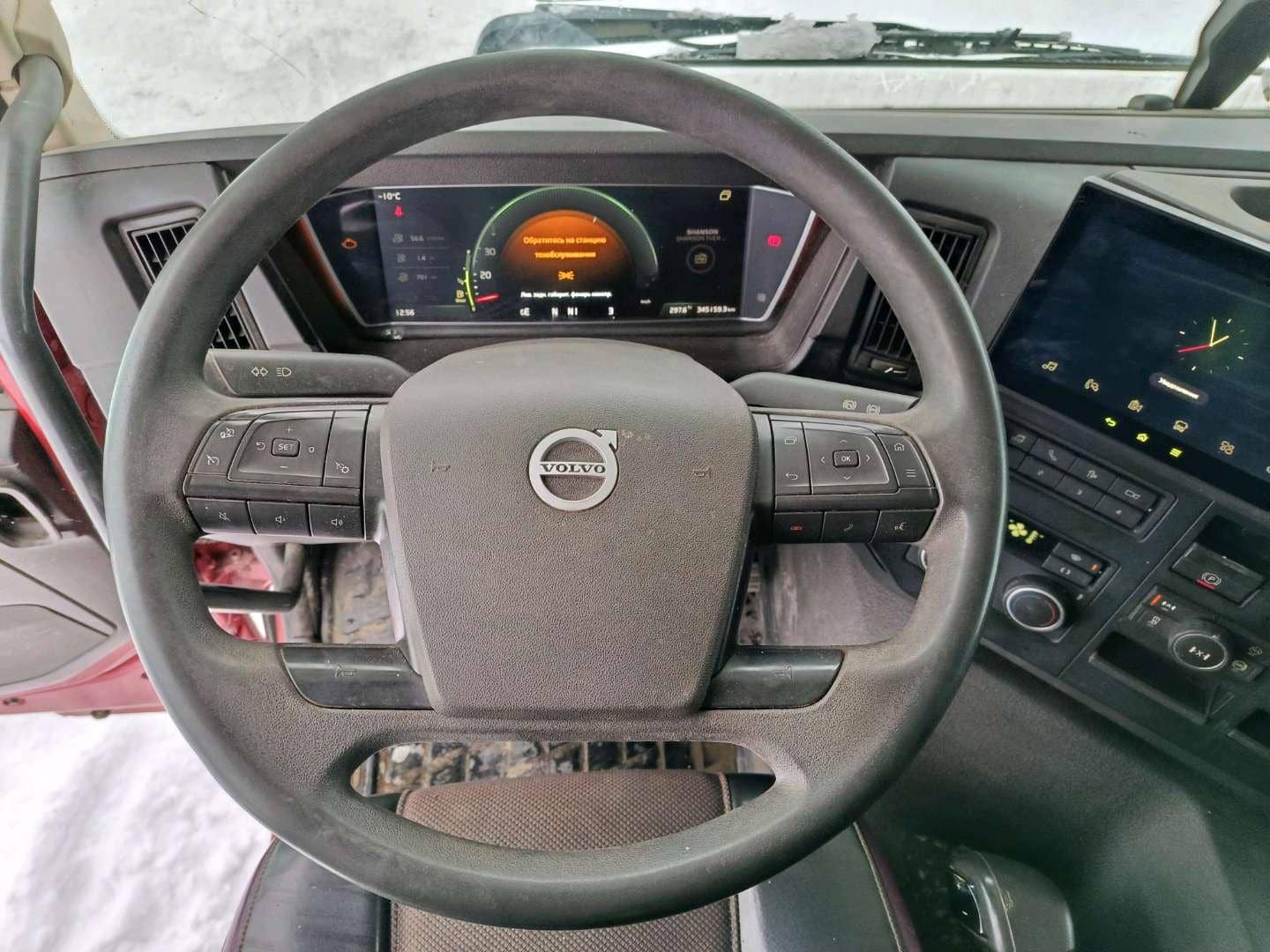 Volvo FM 420 8x4 (FMX),  345 129 км, 2022 года в лизинг
