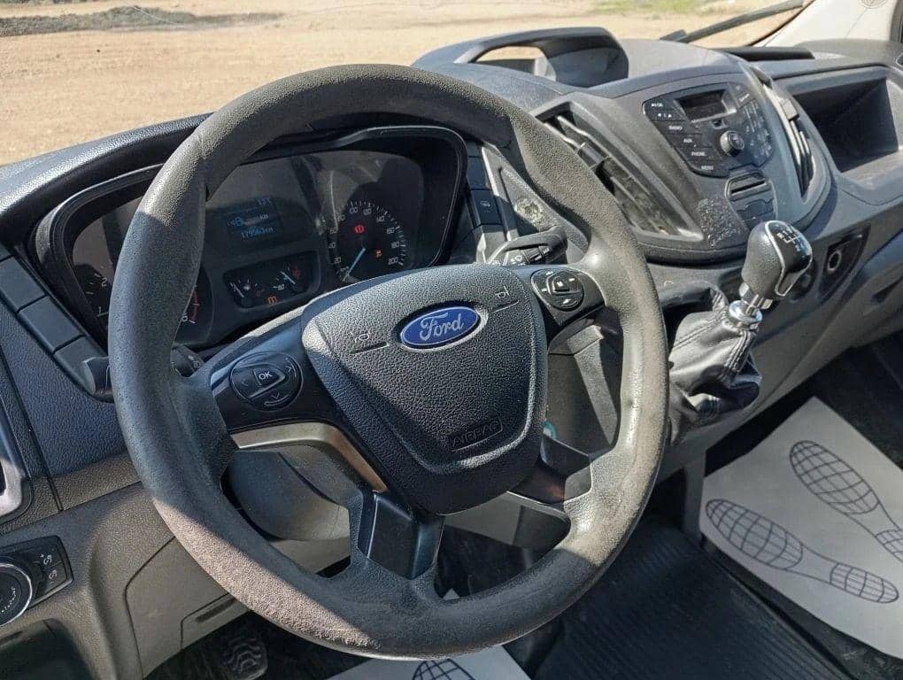Ford Transit,  179 000 км, 2021 года в лизинг