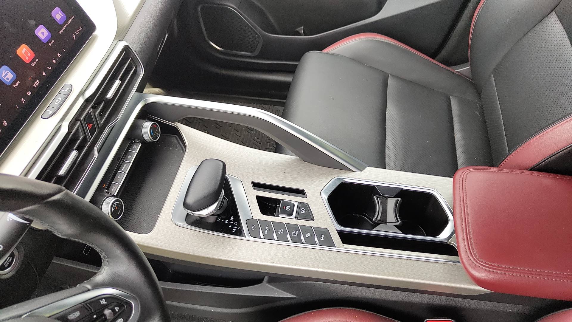 Geely Coolray,  103 947 км, 2023 года в лизинг