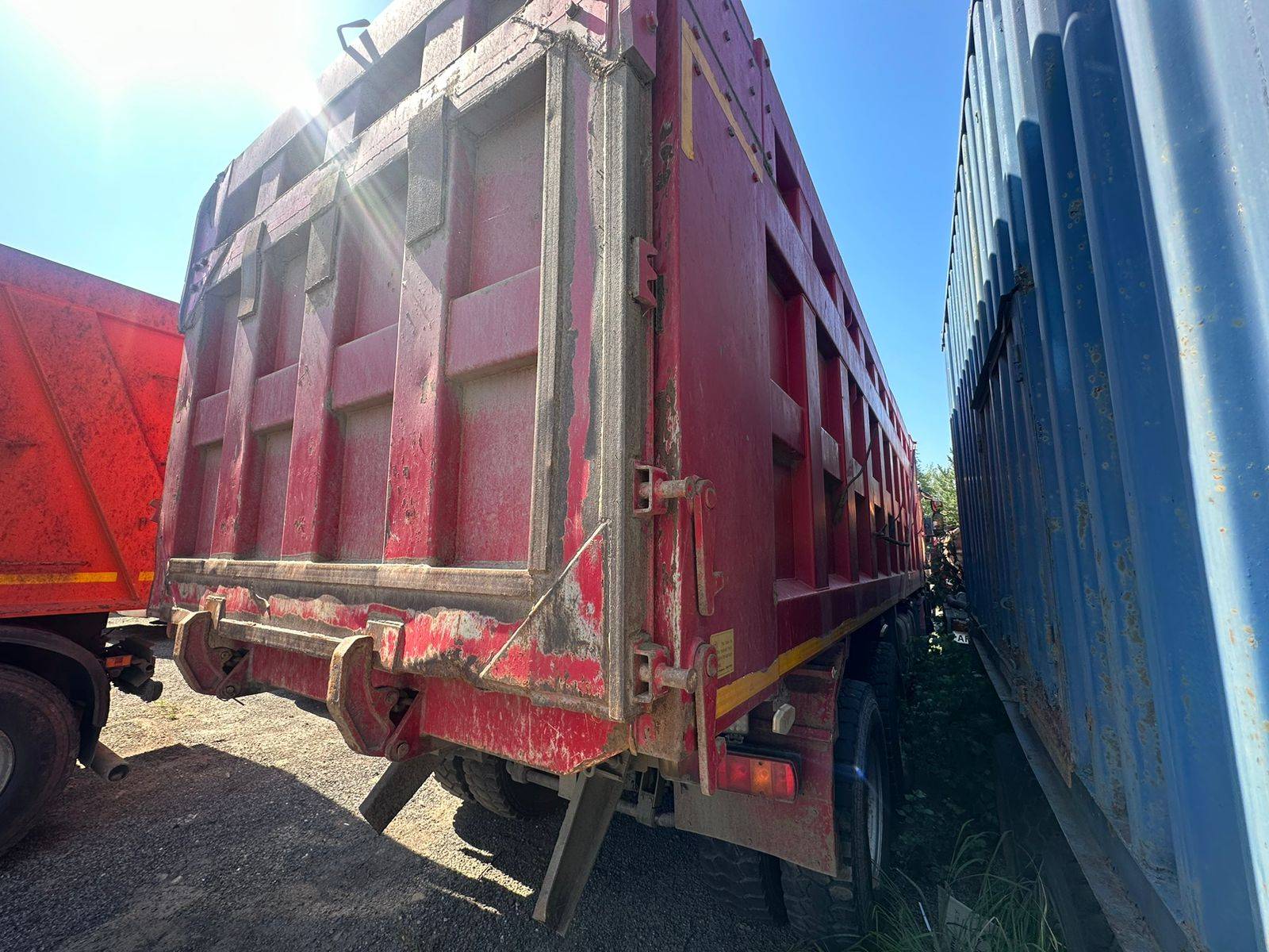 HONGYAN CQ3406HV39 Лот 000000220