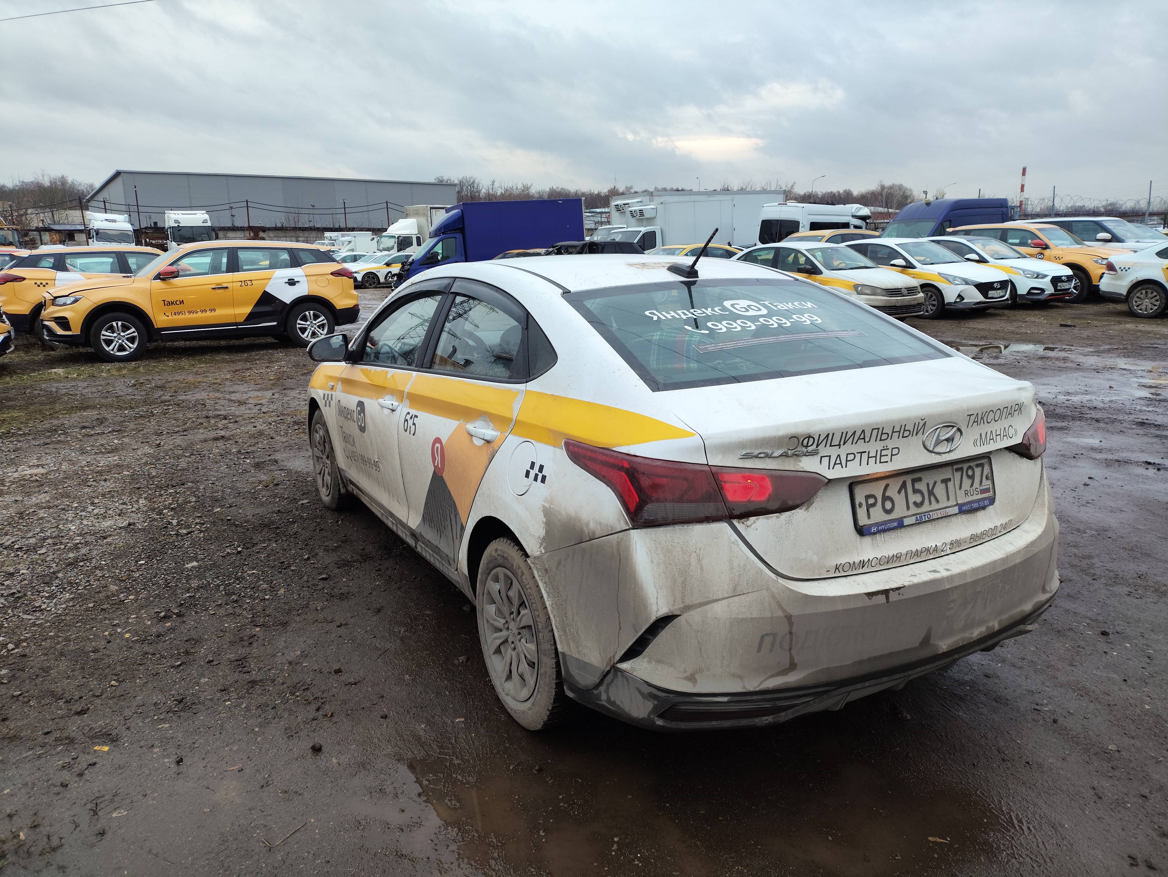 Hyundai Solaris,  255 495 км, 2021 года в лизинг