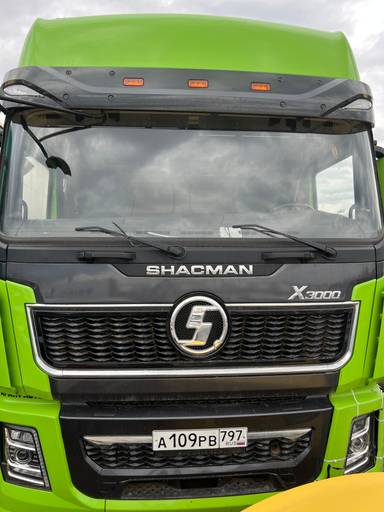 Shacman SX42584W324C