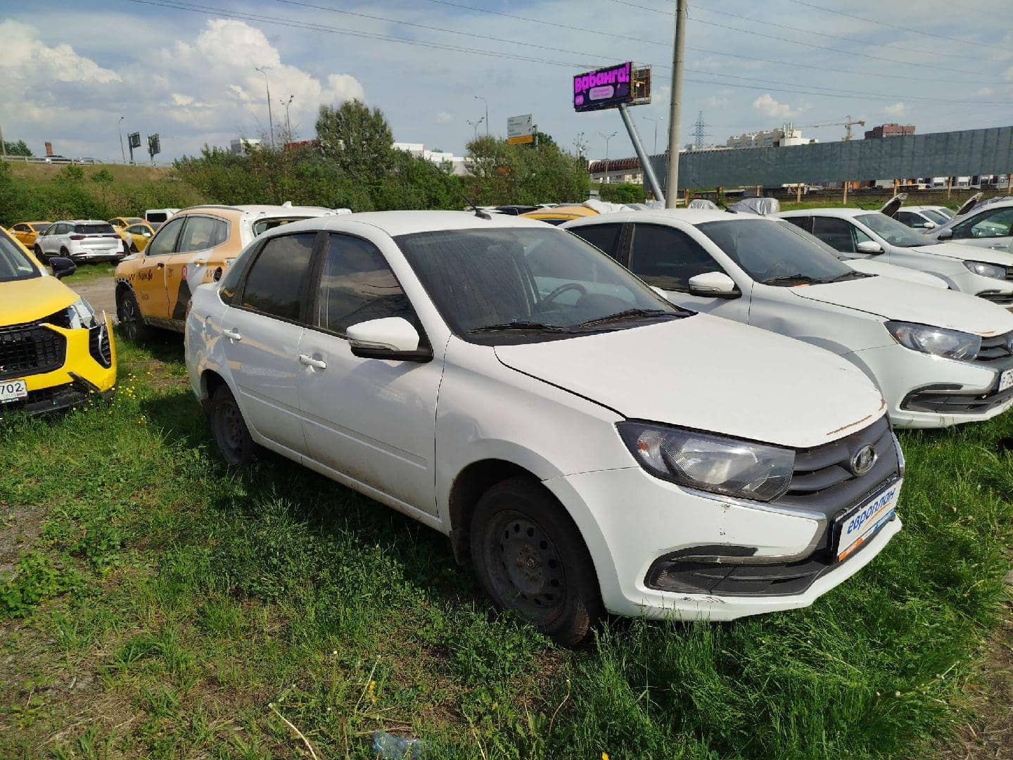 Lada Granta седан,  111 557 км, 2023 года в лизинг