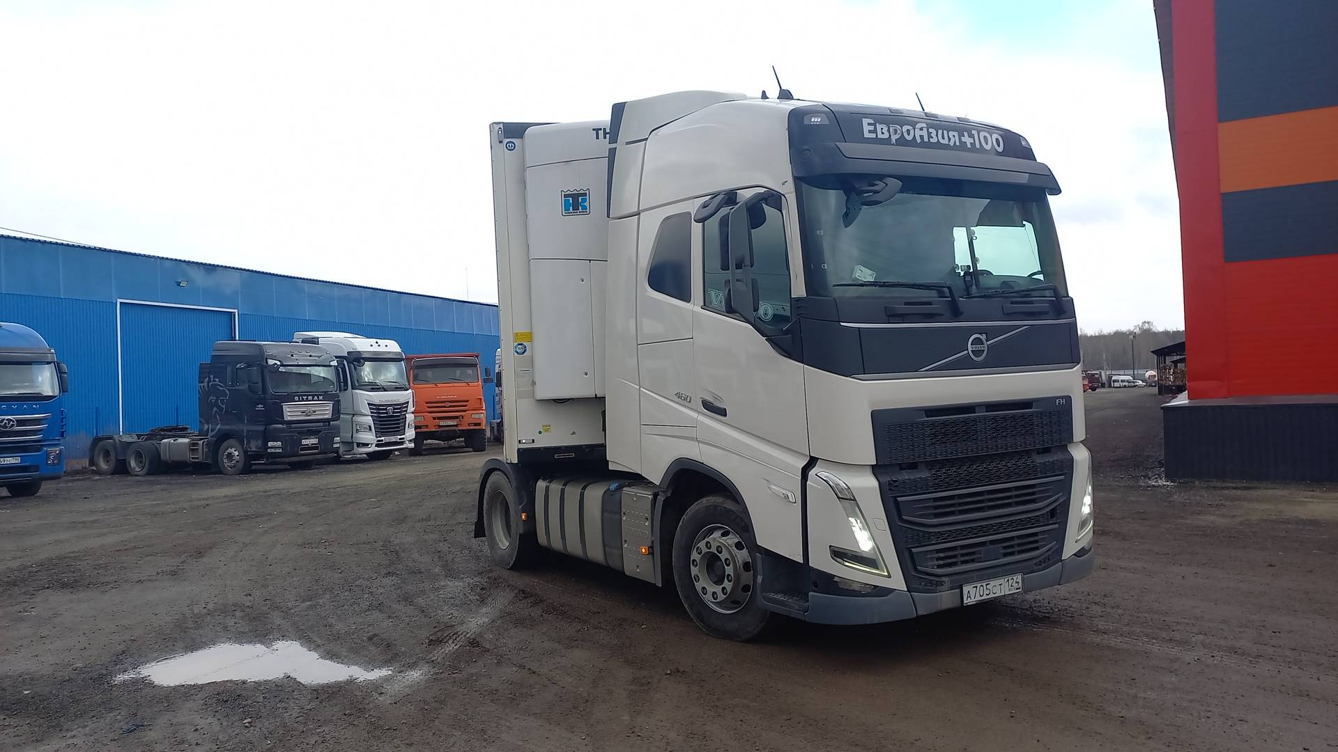 Volvo FH 460 4x2 (FH Globetrotter),  798 813 км, 2021 года в лизинг