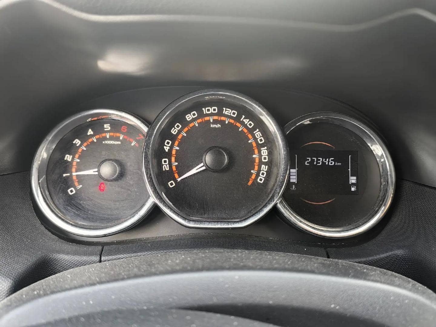 Lada Largus универсал,  27 346 км, 2024 года в лизинг