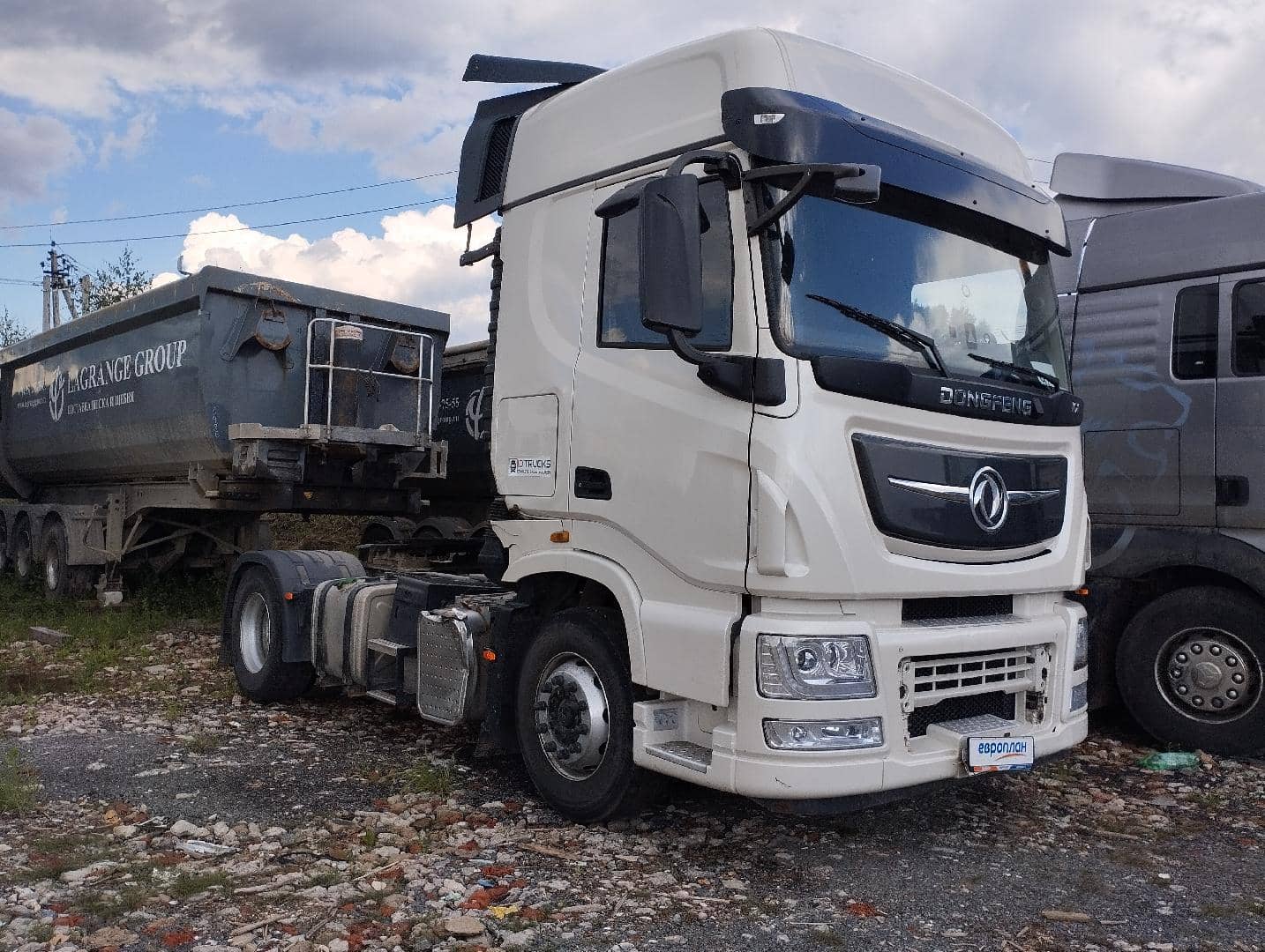 DongFeng DFH4186 (KX),  257 547 км, 2023 года в лизинг