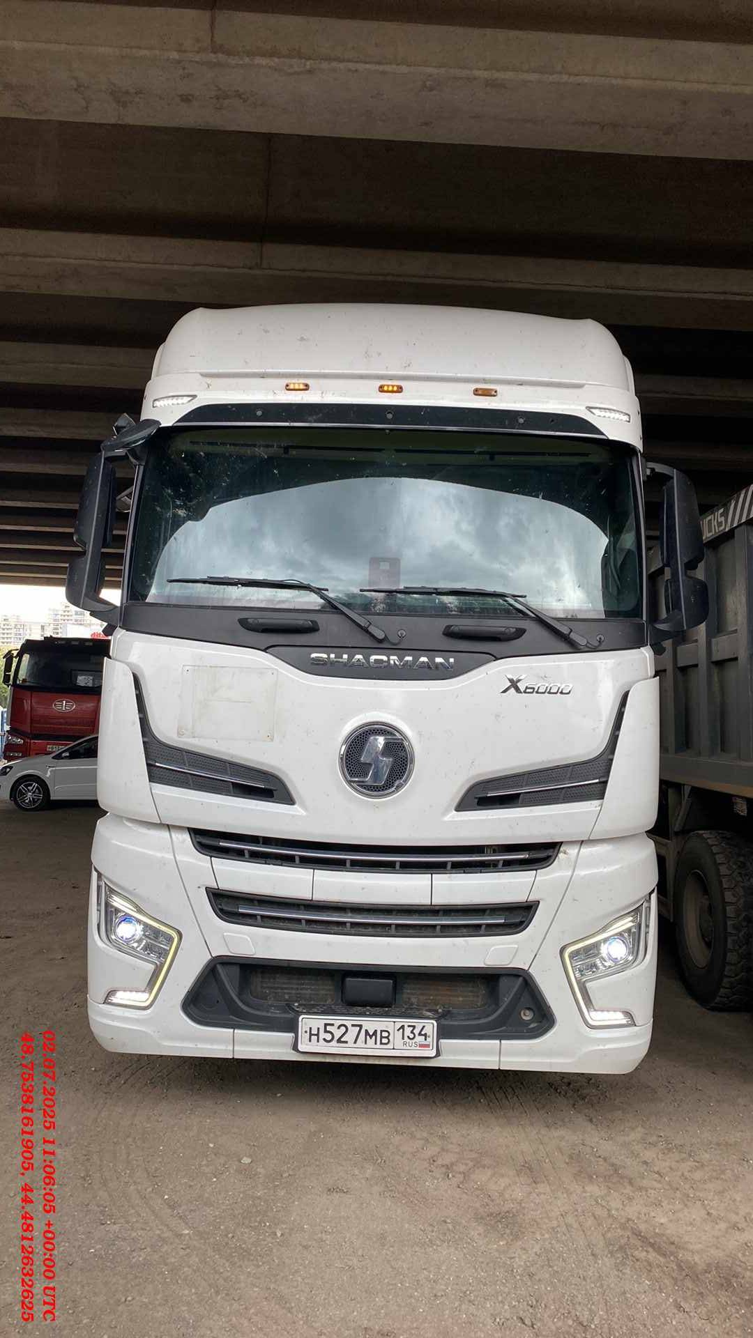 Shacman SX4188YY381,  137 516 км, 2024 года в лизинг