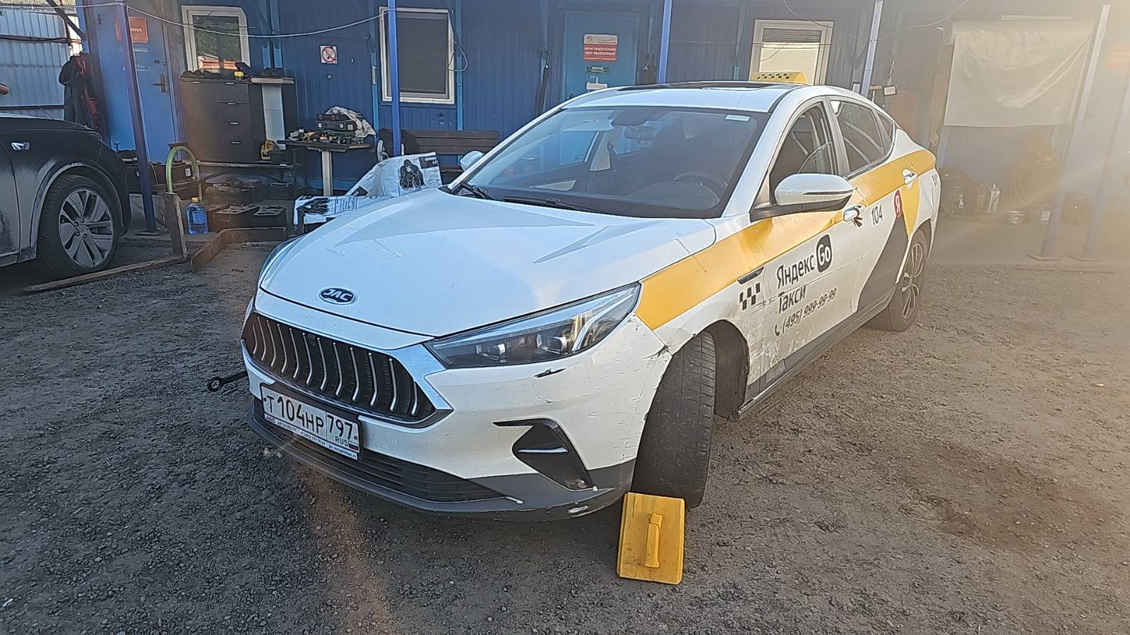 JAC J7