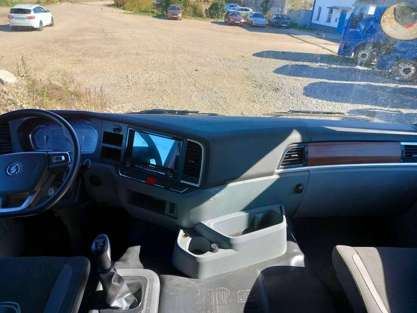 Shacman SX33186V366,  354 210 км, 2023 года в лизинг