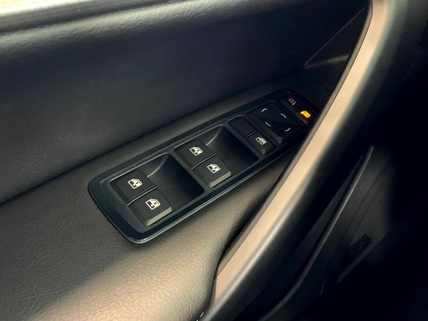 Lada Vesta седан Life 24 1.6 106hp AT