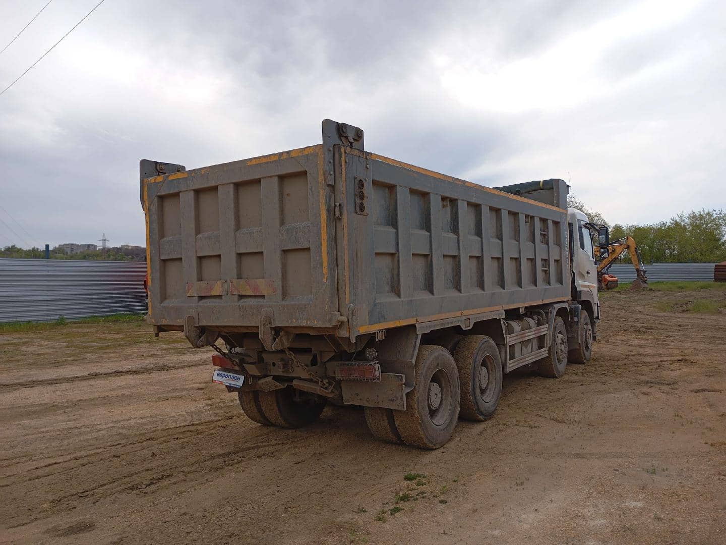 DongFeng DFH 3440 A 80 8x4,  145 722 км, 2023 года в лизинг