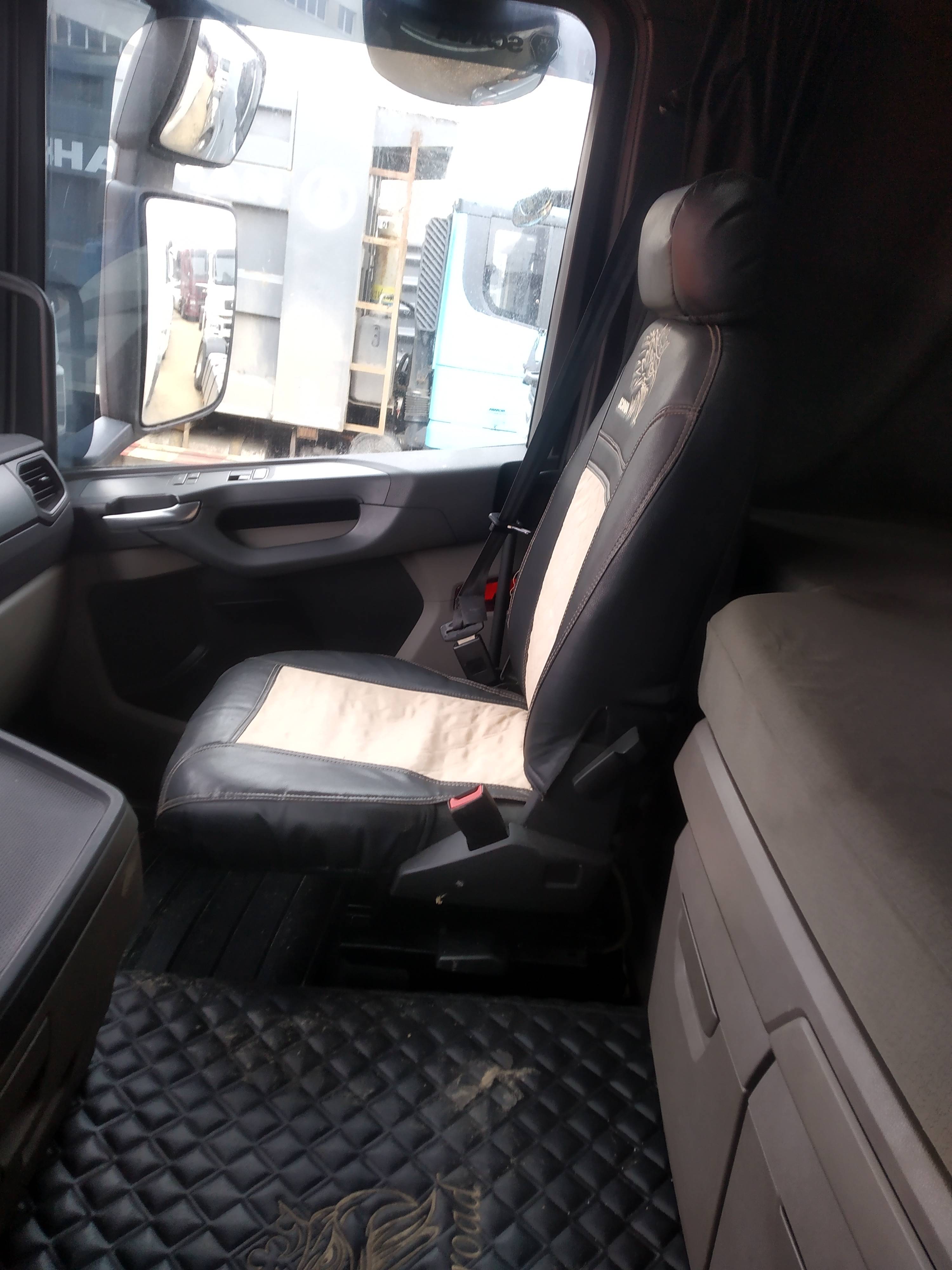 SCANIA R 450 A4x2NA Лот 000007814