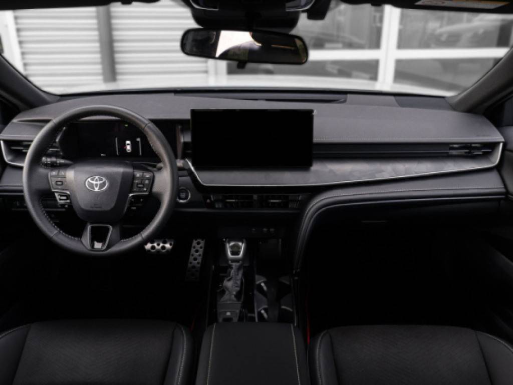 Toyota Camry 2.0S Sports Edition