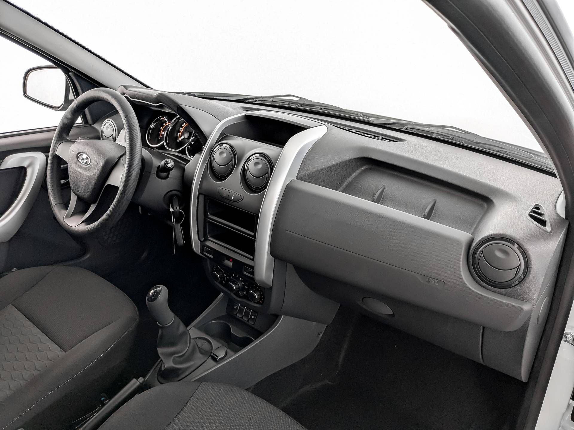 Lada Largus универсал Comfort 5 мест 1.6 106hp 5MT